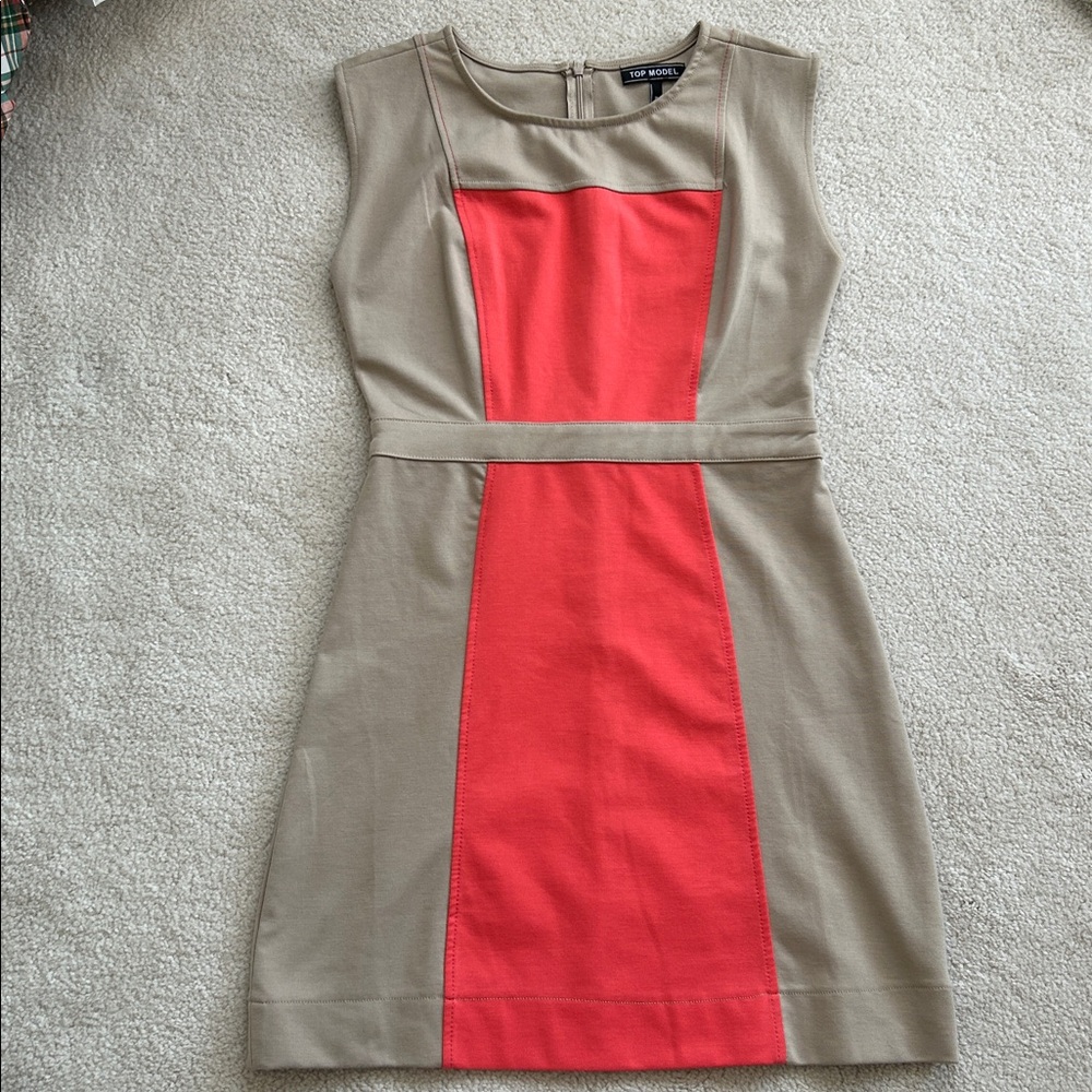 Top Model Colorblock Dress | Size M